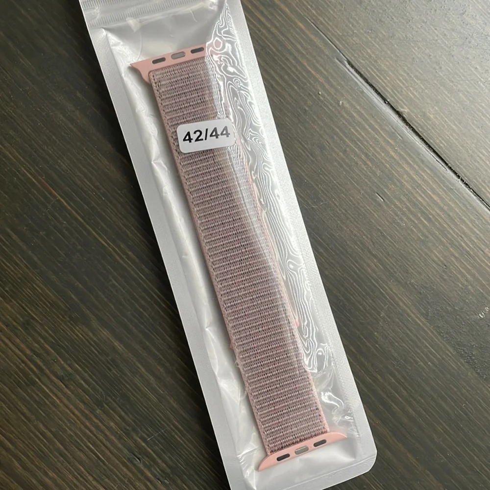 Pastel Pink Apple Watch Band - NWT - stretchy, sport - 42/44